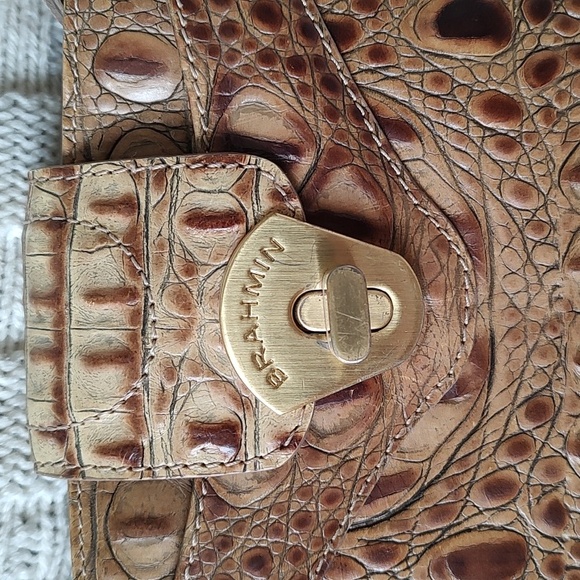 BRAHMIN Small Crossbody Croc Brown Leather Bag Purse - Picture 2 of 12